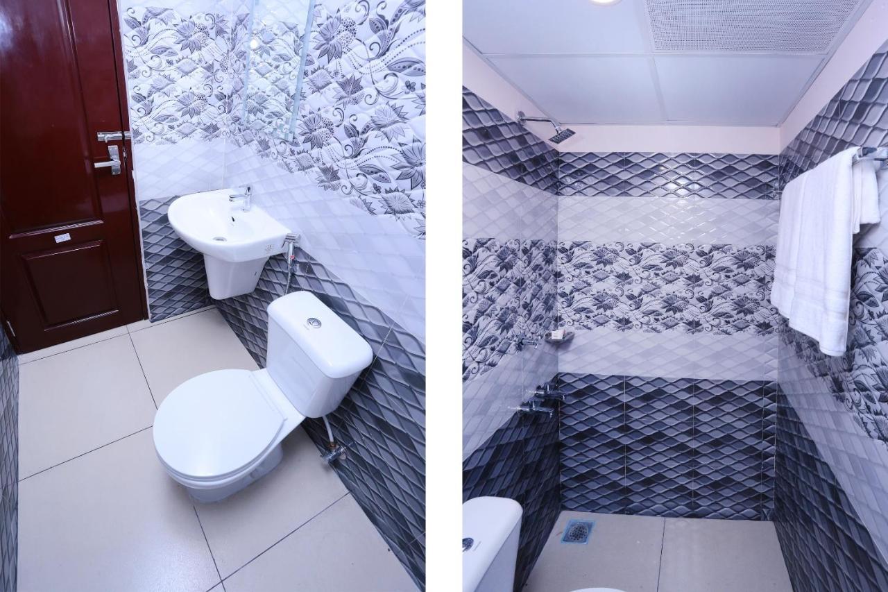 Oyo 13577 Tkr Metro Residency Hotel Kochi Eksteriør billede